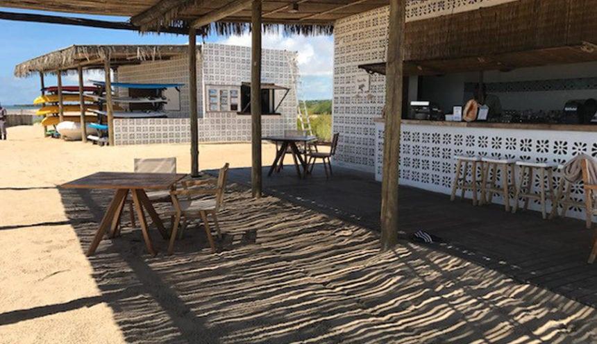 Diamonds Mequfi 017 Beach Bar and Surfboard Hire