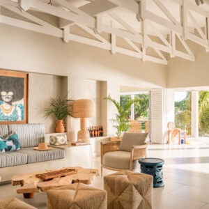 AZURA MARLIN BEACH Main Area Cocktail Lounge